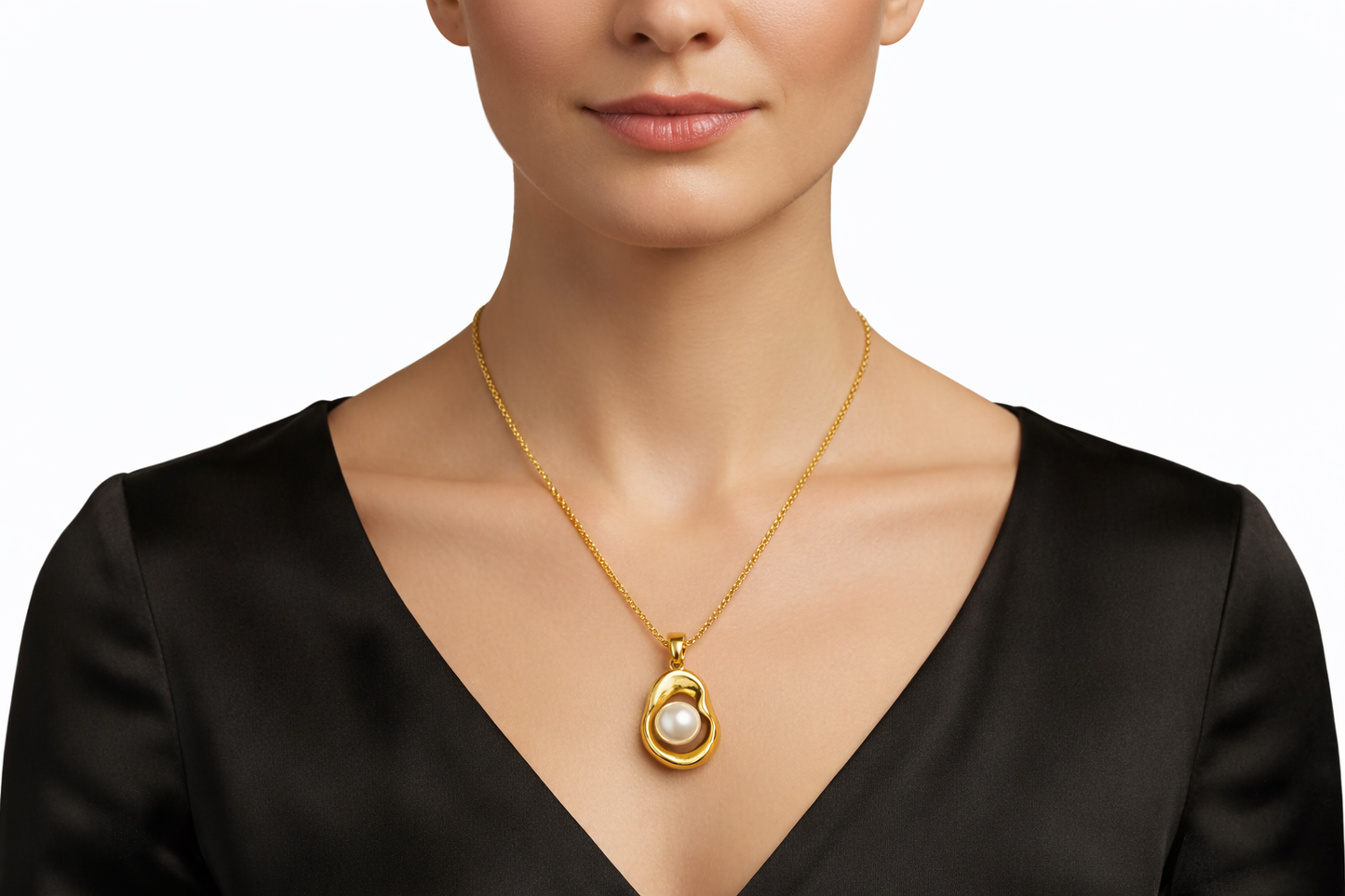 Pearl Pendant Necklace