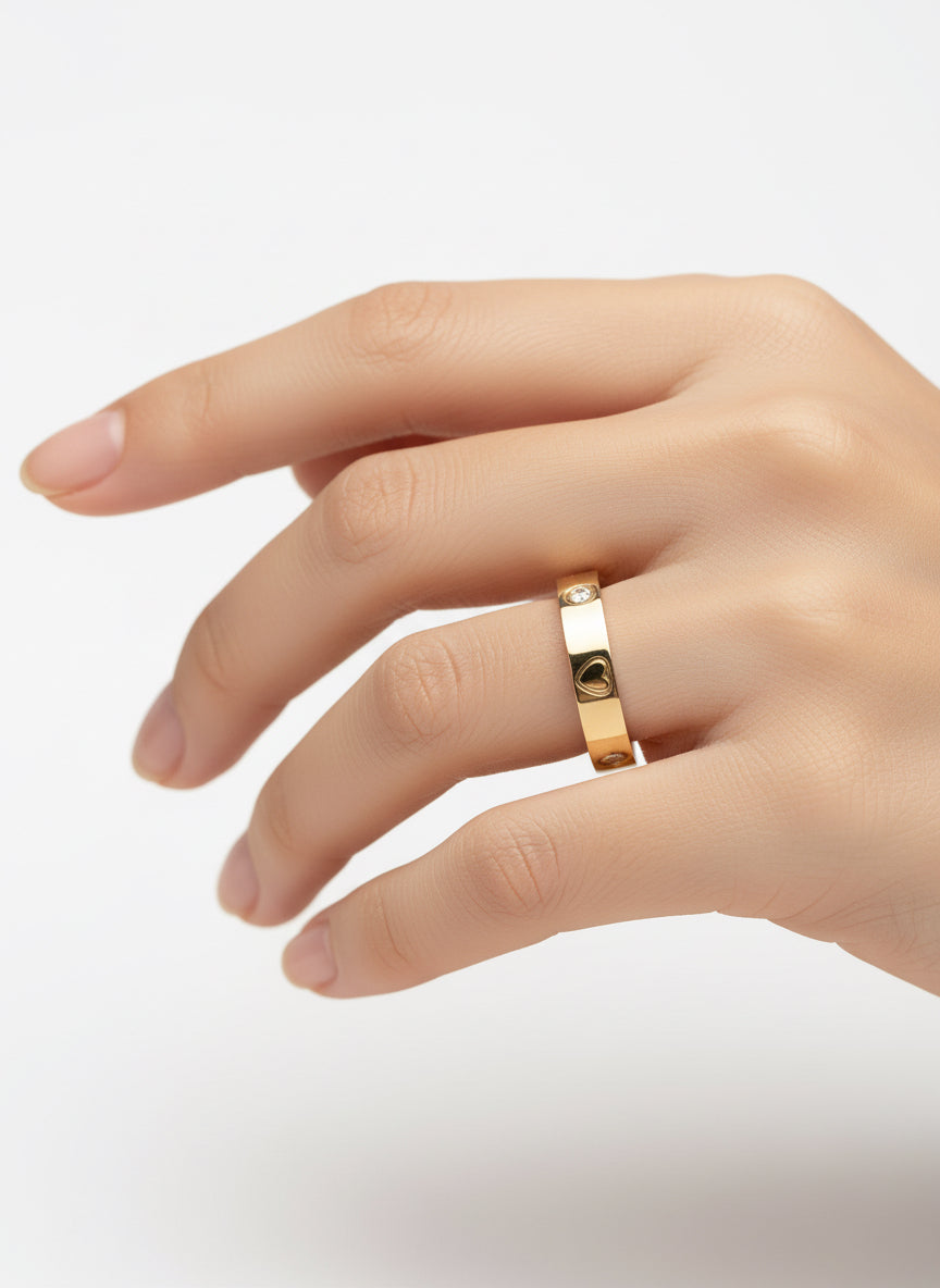 Gold Carved Heart Gold Ring