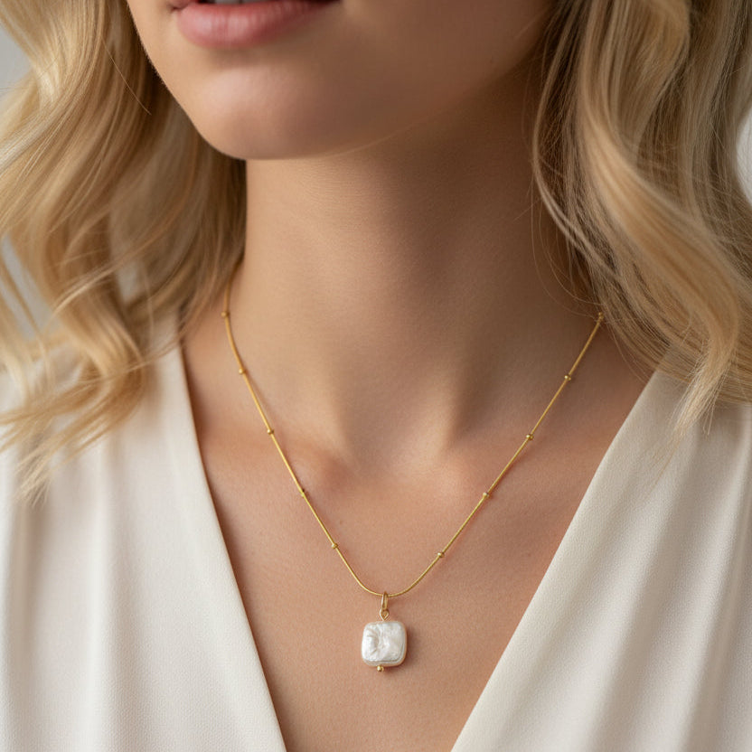 Baroque Pearl Gold Necklace