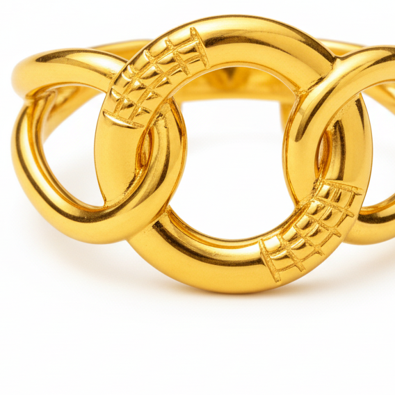 Gold Interlocked Bold Ring