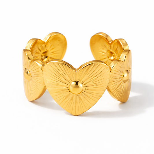 Gold Engraved Heart Ring