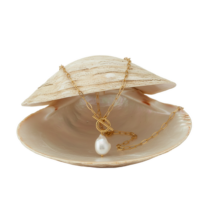 Baroque Pearl Pendant Necklace
